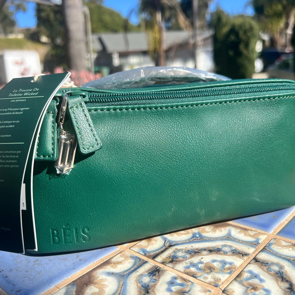 Beis Wicked green toiletry kit NWT